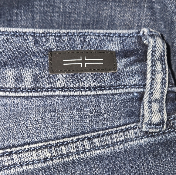 Liverpool Jeans Flared Distressed High Rise Crop Blue Denim Women's 12/31 - Picture 5 of 6